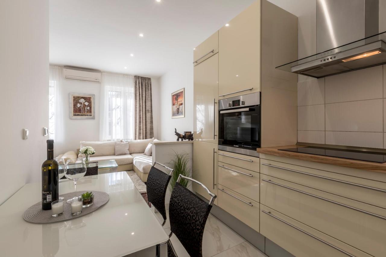 Villa Meri Very Central And Beautiful Apartment Split Bagian luar foto