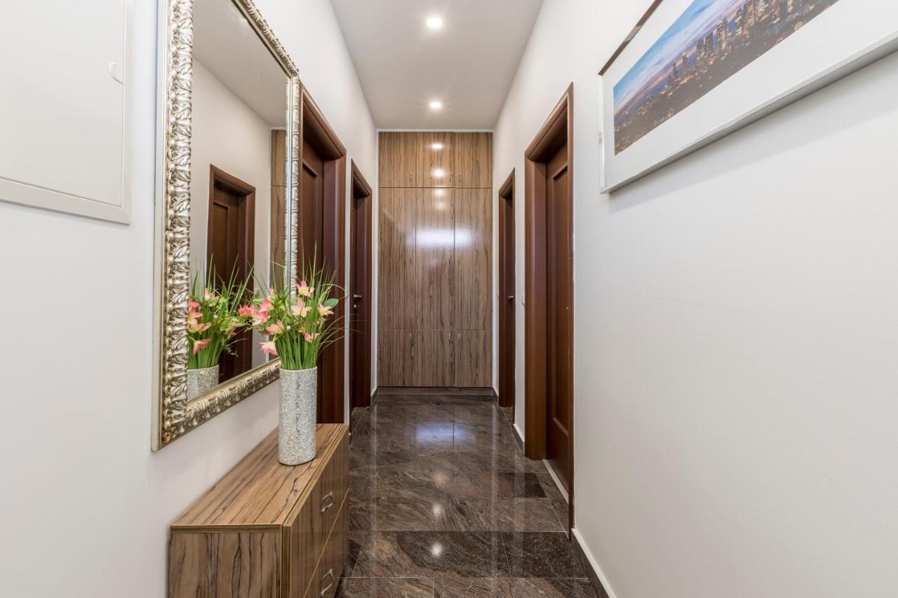 Villa Meri Very Central And Beautiful Apartment Split Bagian luar foto